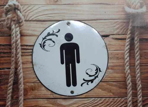 HOMBRE FIGURA