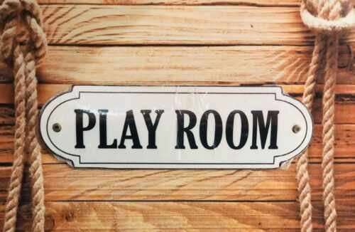 PLAY ROOM