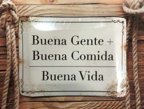 BUENA GENTE + BUENA COMIDA = BUENA VIDA