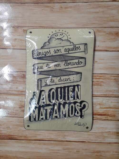 AMIGOS SON AQUELLOS QUE TE VEN LLORANDO.....