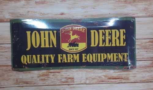 JOHN DEERE (NEGRA)