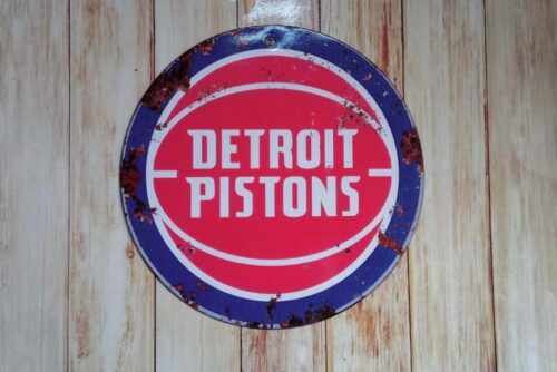 DETROIT PISTONS