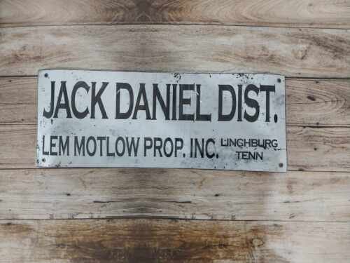 JACK DANIEL DIST.