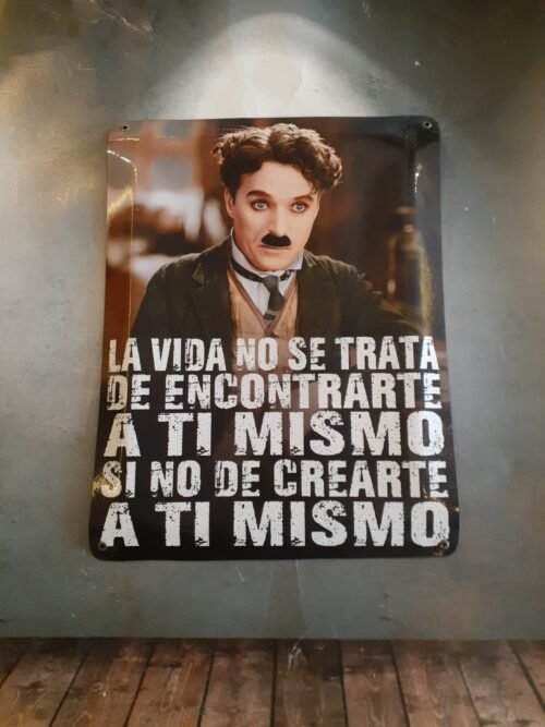 LA VIDA NO SE TRATA DE ENCONTRARTE.....