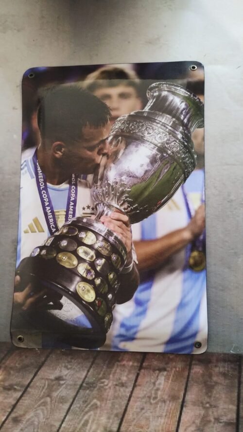 LAUTARO MARTINEZ