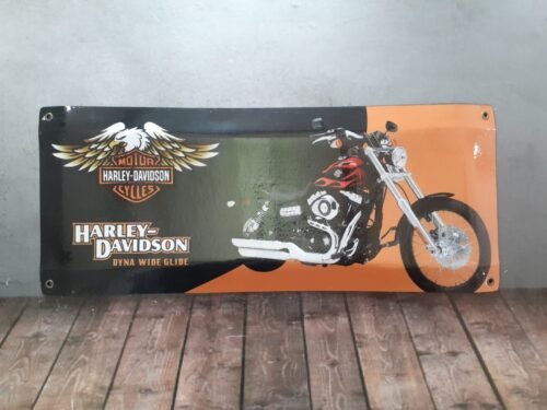HARLEY DAVIDSON